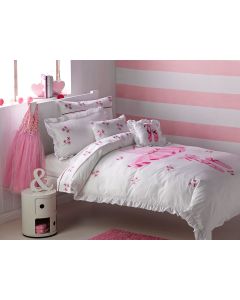 Little girls can dream of becoming a ballet dancer as they drift off into the land of nod with a luxury bedding set featuring exquisite embroidery.